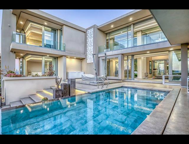 4 BEDROOM HOUSE FOR SALE IN WATERFALL EQUESTRIAN ESTATE